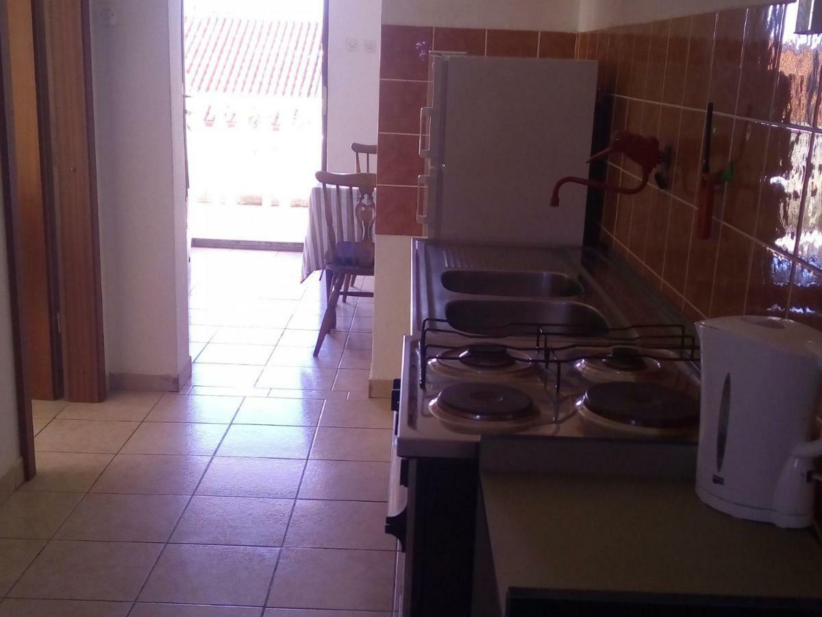 Apartments Luce-With Parking Nin Exterior foto
